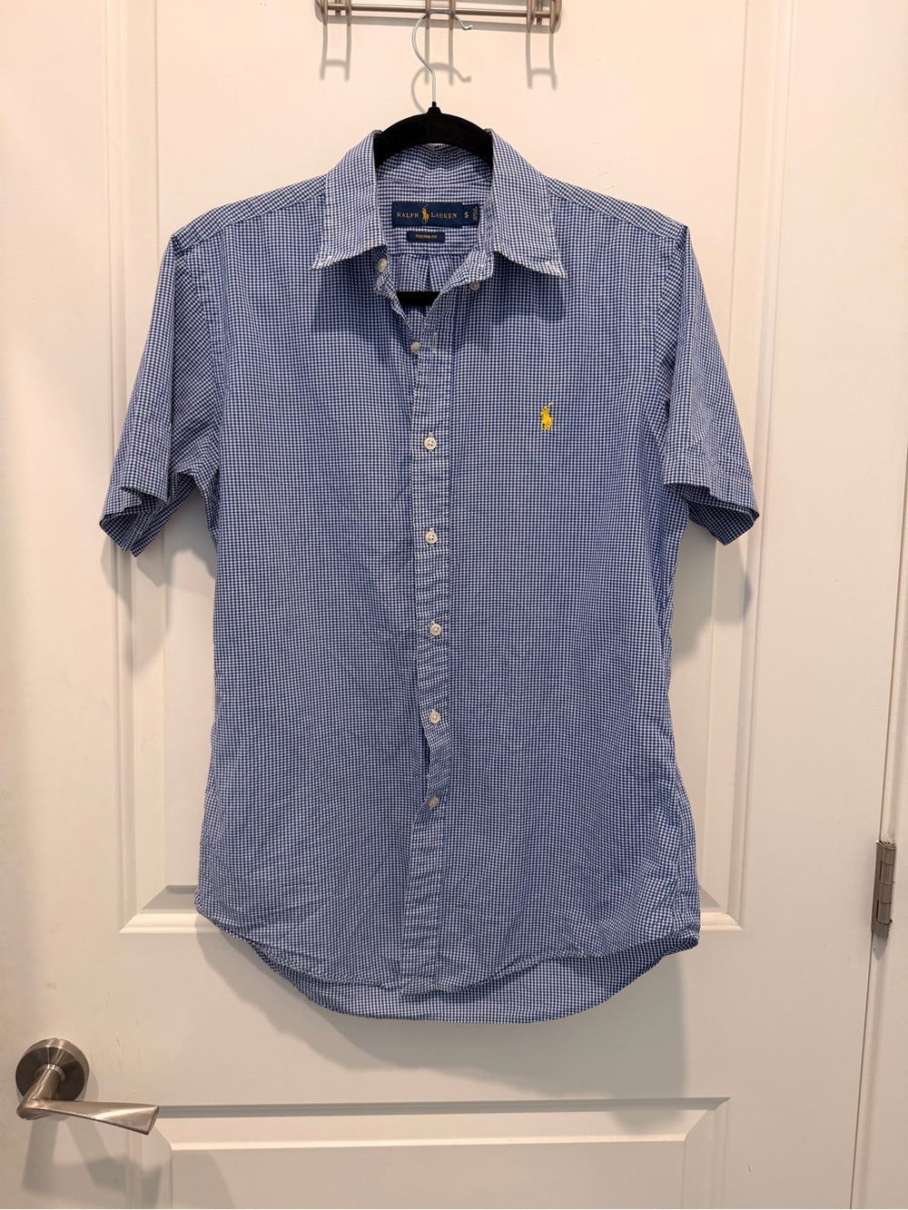 Ralph Lauren Custom Fit
Blue Gingham Short Sleeve
Button Down Shirt Size S